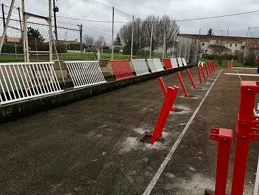 Illustration de L'installation des barrières