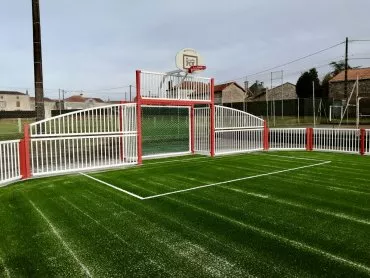 Illustration de Le city stade installé