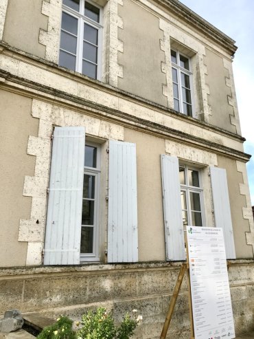 Décembre 2020 - façade avec les nouvelles fenêtre bois