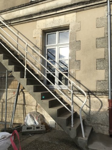 décembre 2020 - Façade côté place Arsène Roudy