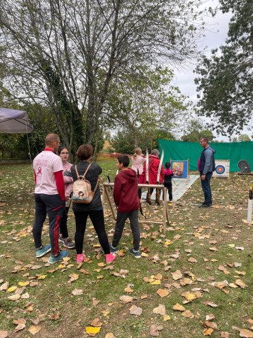 L'initiation au tir à l'arc par les Archers et Sarbatins du Val (...)